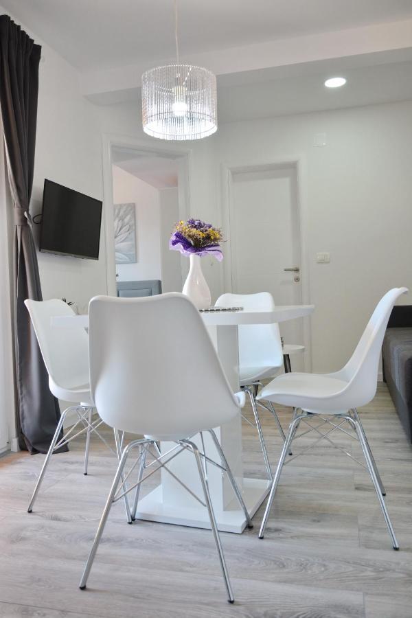 Apartmani Maris Poljica  Zewnętrze zdjęcie