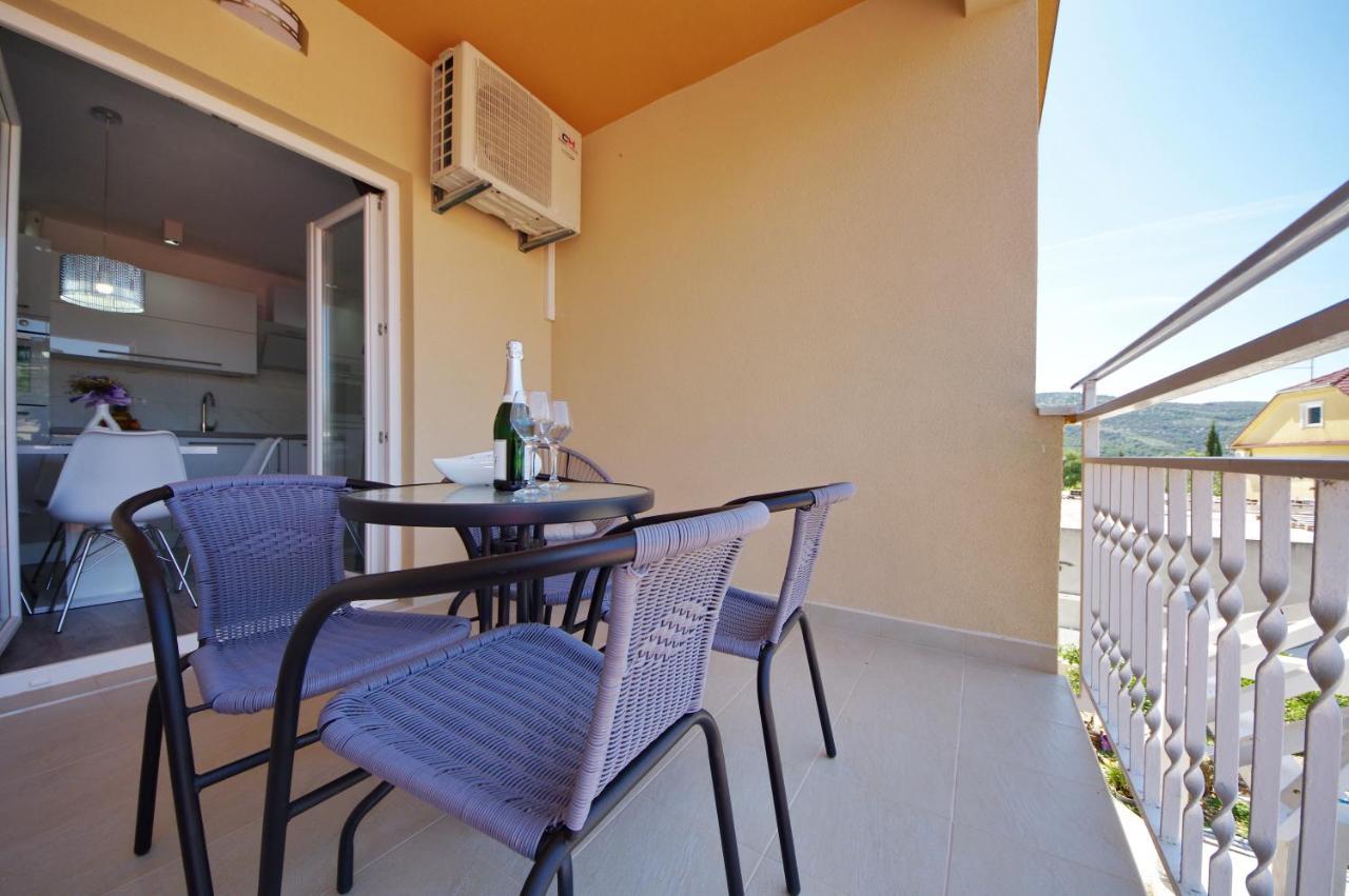 Apartmani Maris Poljica  Zewnętrze zdjęcie