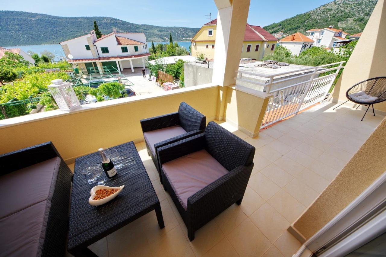 Apartmani Maris Poljica  Zewnętrze zdjęcie